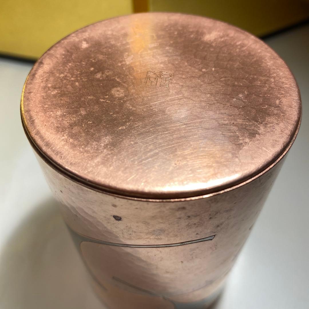 銅製茶筒花模様