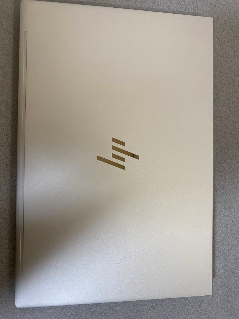 HP EliteBook 630 G9　 i5-1235U　16GB