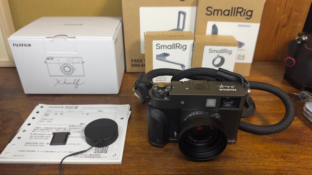 FUJIFILM X-HF1 チャコールシルバー【美品】