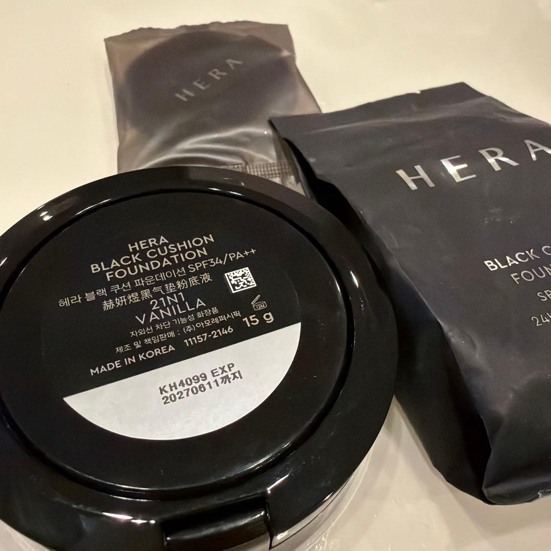 新品 未使用付きHERA ブラッククッション 21N1 バニラ ファンデーション