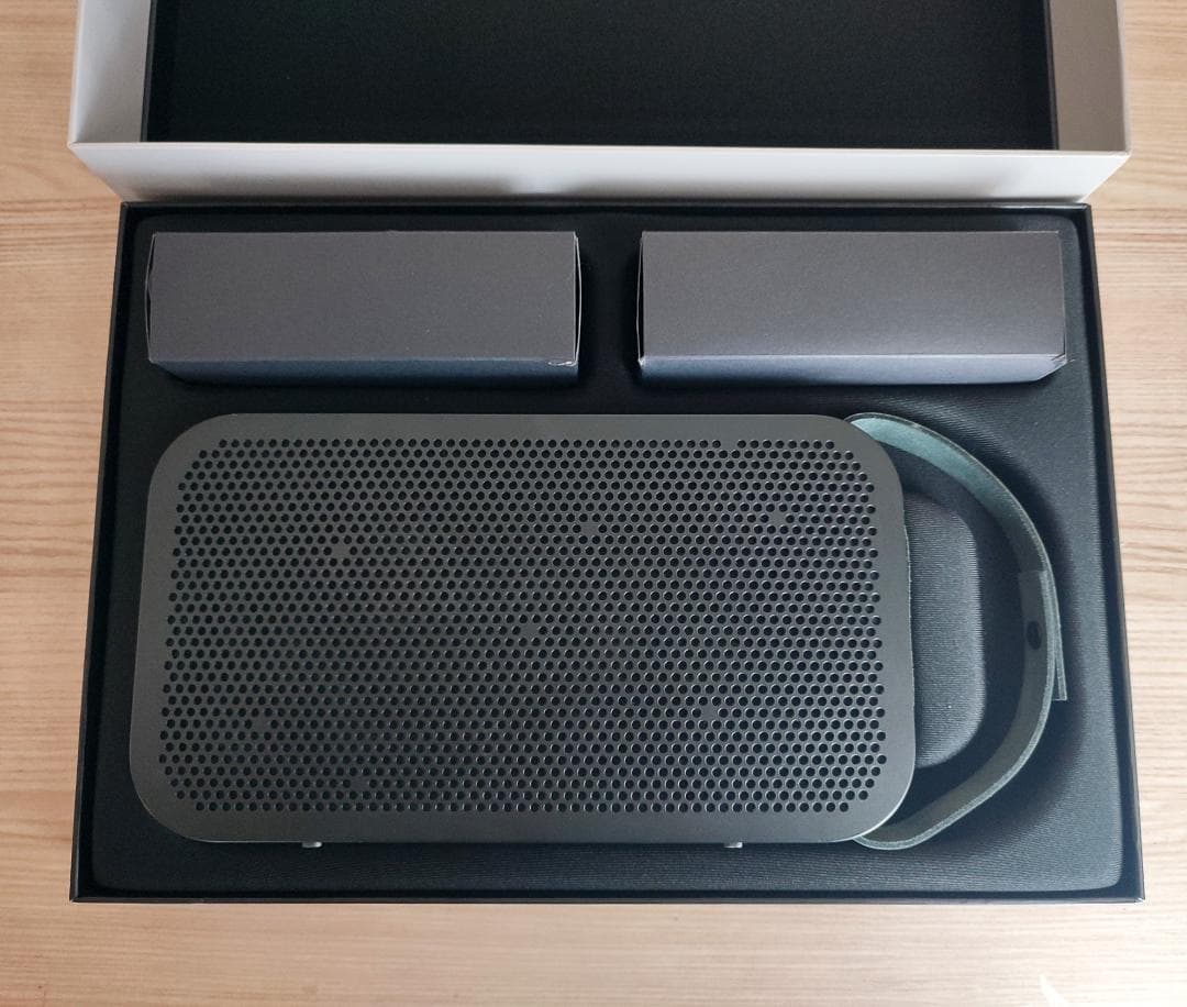 Bang&Olufsen スピーカー B&O Beoplay A2 黒