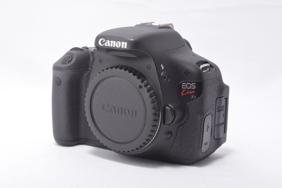 大切な思い出もこのカメラで安心❣️極美品✨Canon kiss X5 Wレンズ✨