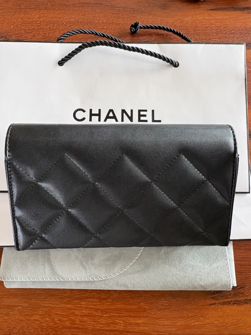 CHANEL ブラック レザー メガネケース