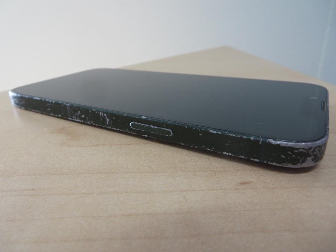 apple iPhone13 　256GBシムフリー 背面割れ ジャンク品