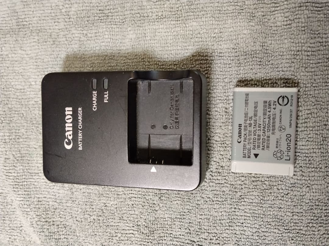 Canon　Powershot SX720HS