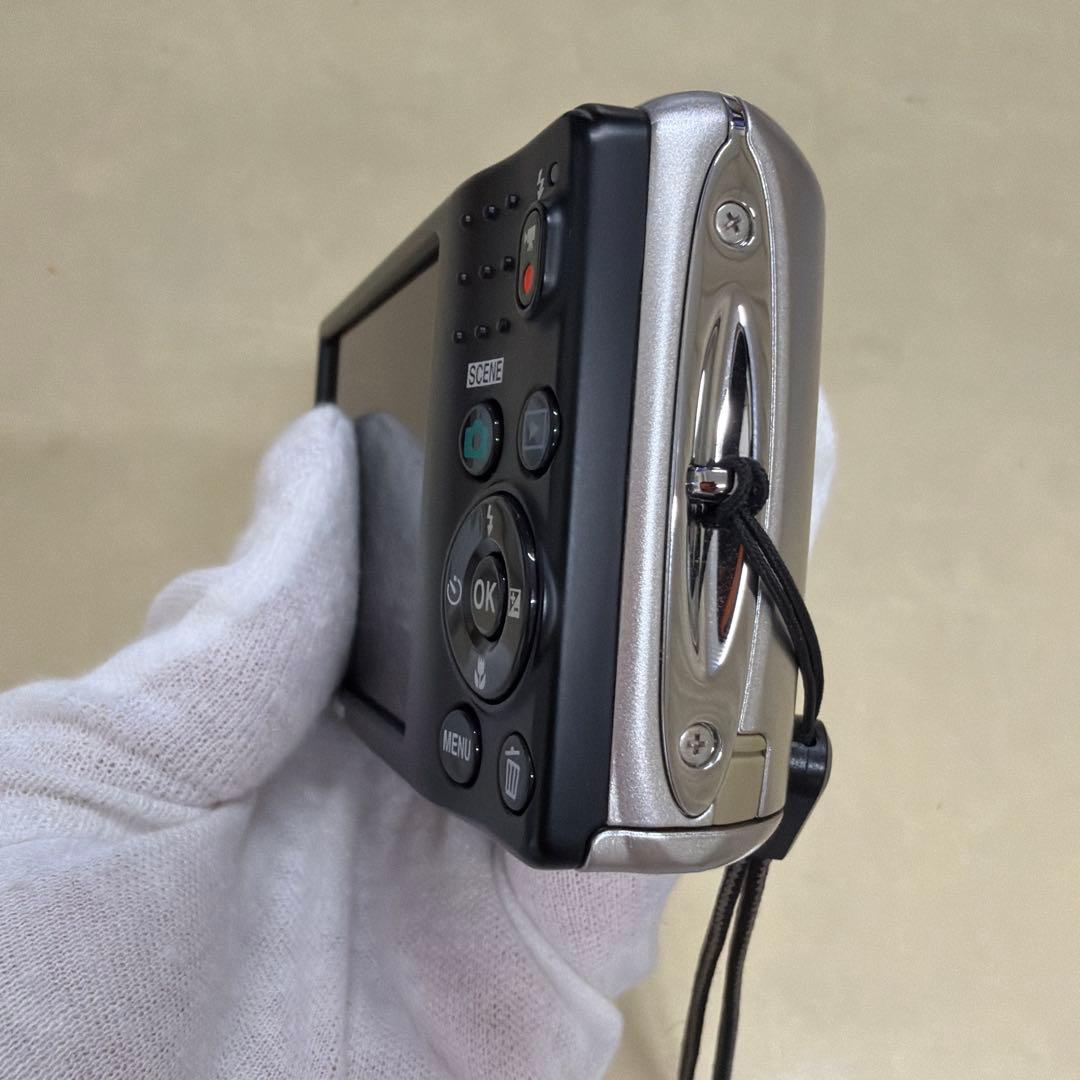 デジタルカメラ Nikon COOLPIX L26