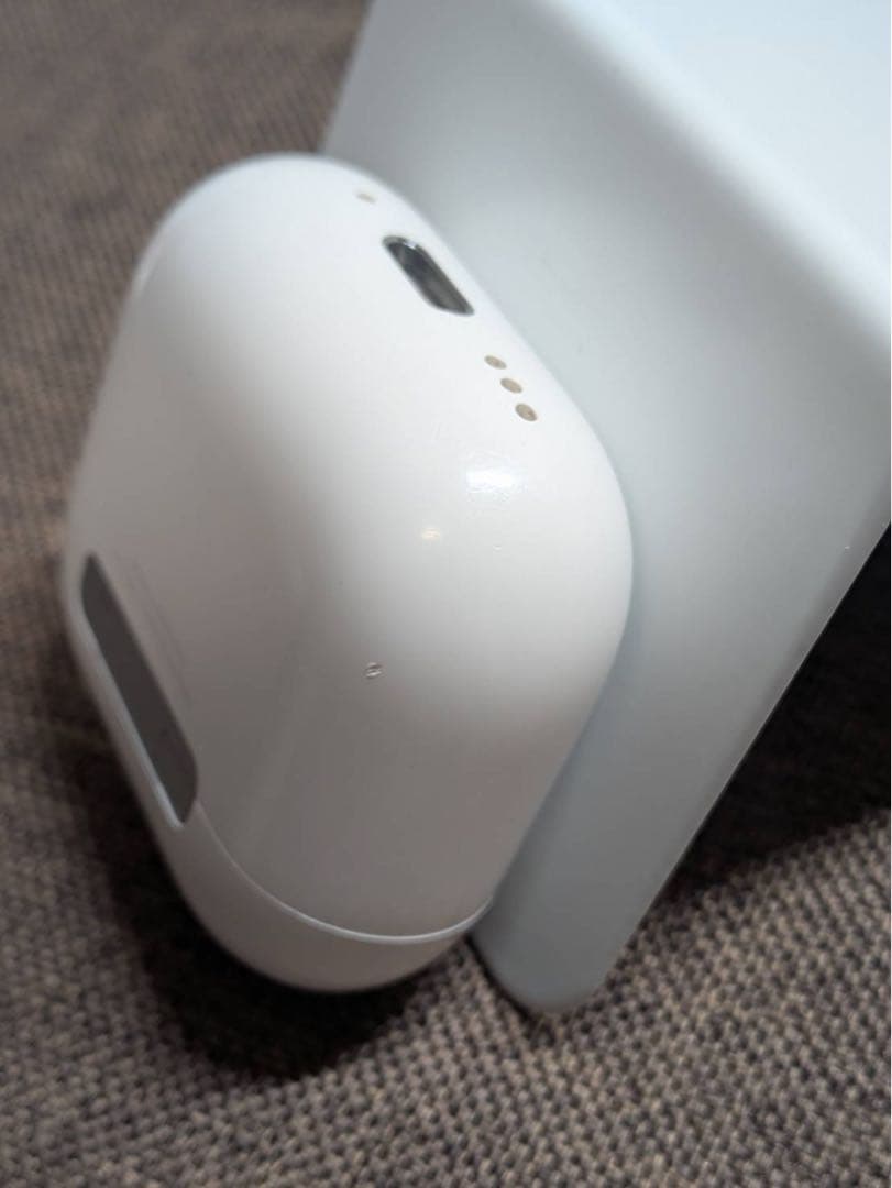 Apple AirPods 第4世代 充電ケースのみ 891
