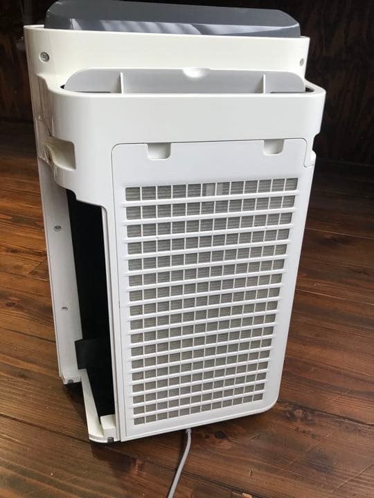 Sharp プラズマクラスター 加湿空気清浄機KC-M401 2017年製 中古