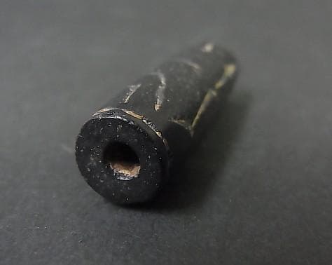 ★D2602★古代石 (264) 3.8㎝　彫刻　印章石　出土品