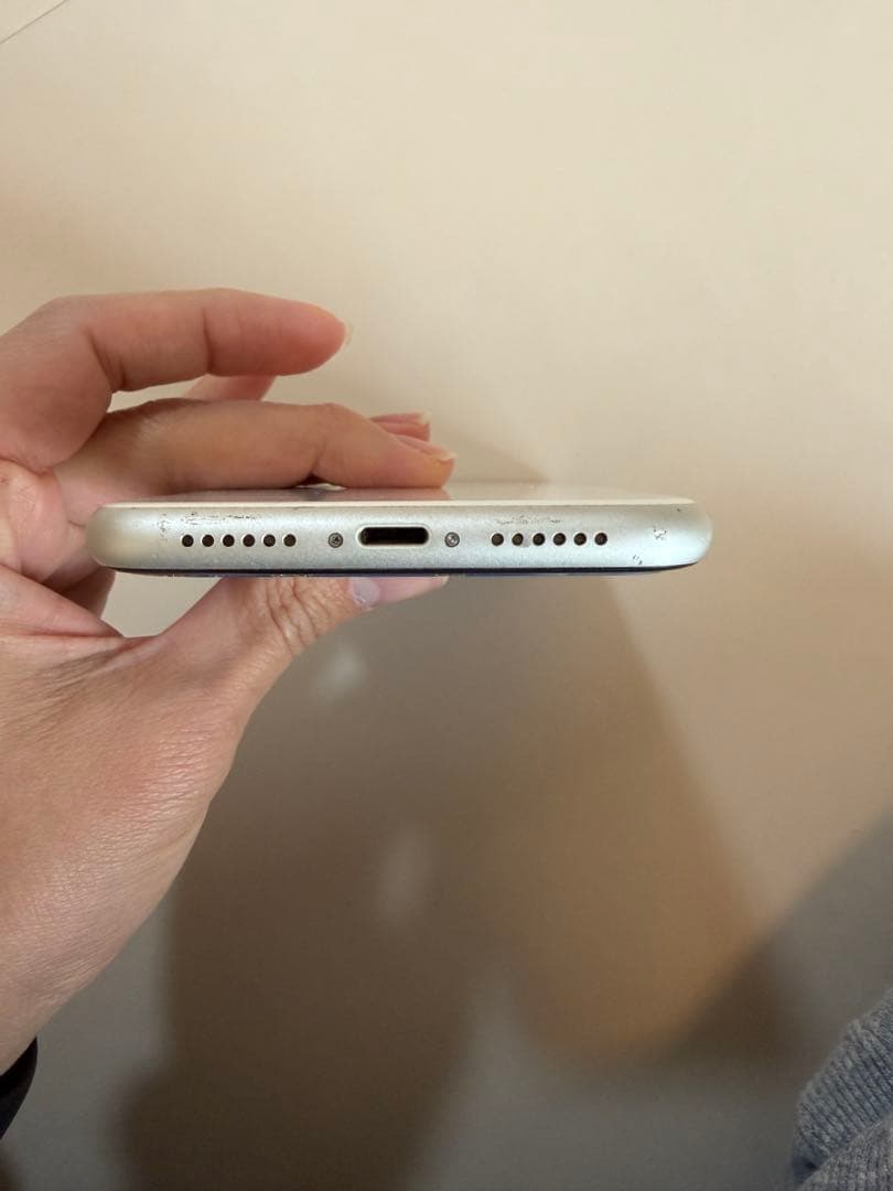 iPhone11 128GB ホワイト 本体