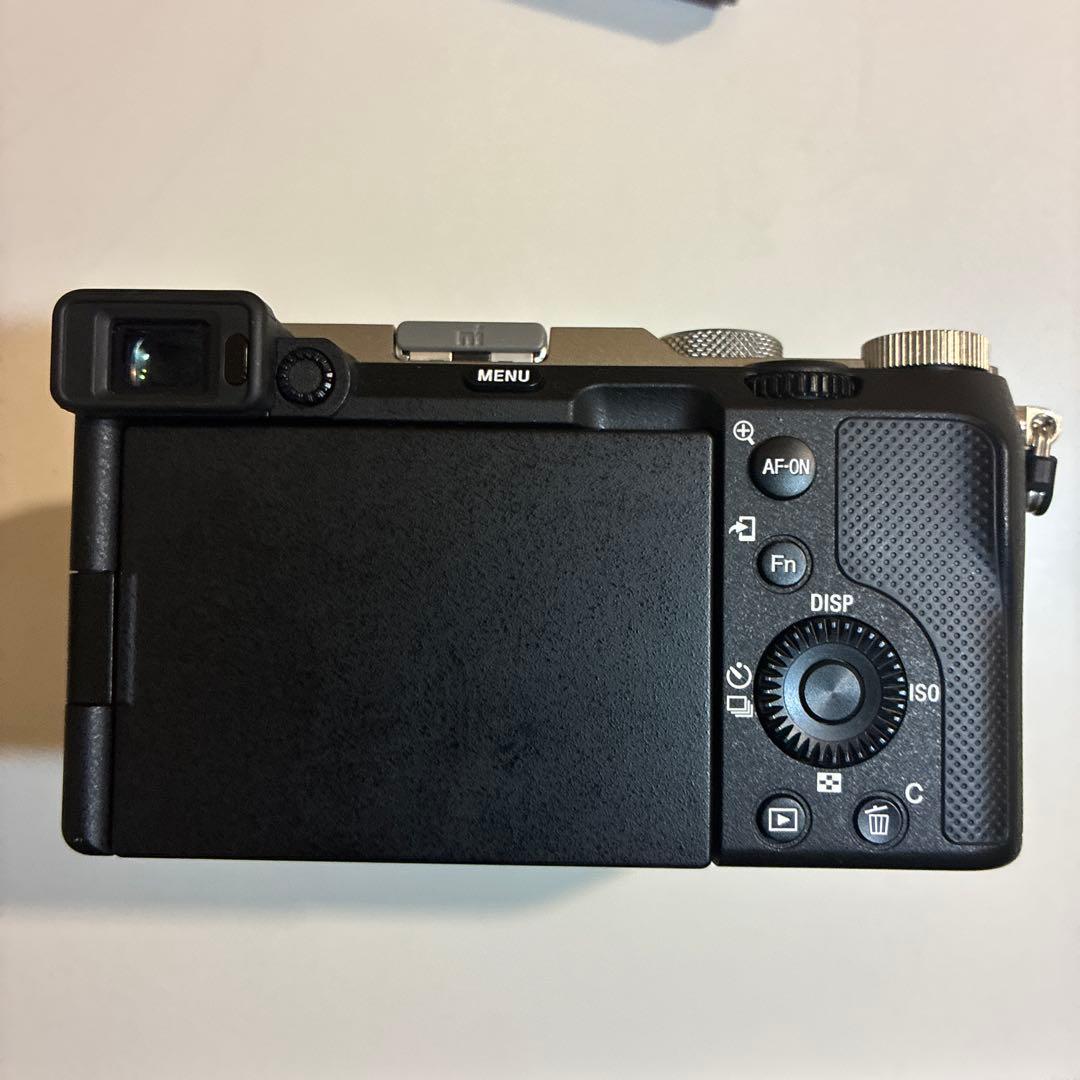 【極美品】SONY α7C レンズキット ミラーレス一眼カメラ
