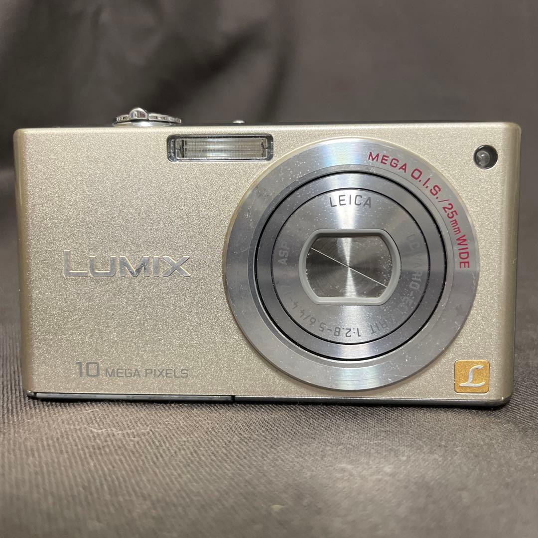 ★Panasonic　コンパクトデジタルカメラ LUMIX DMC-FX35