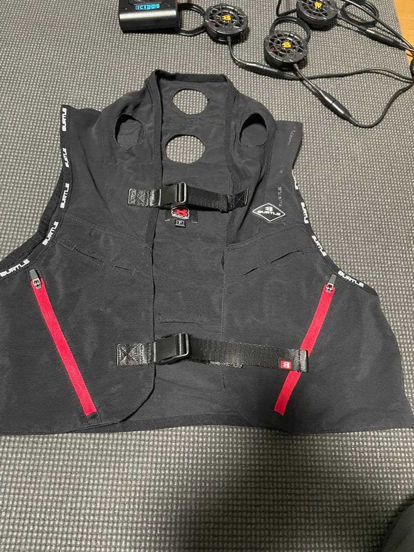 BURTLE アイスクラフト氷冷　ペルチェベスト IC101S