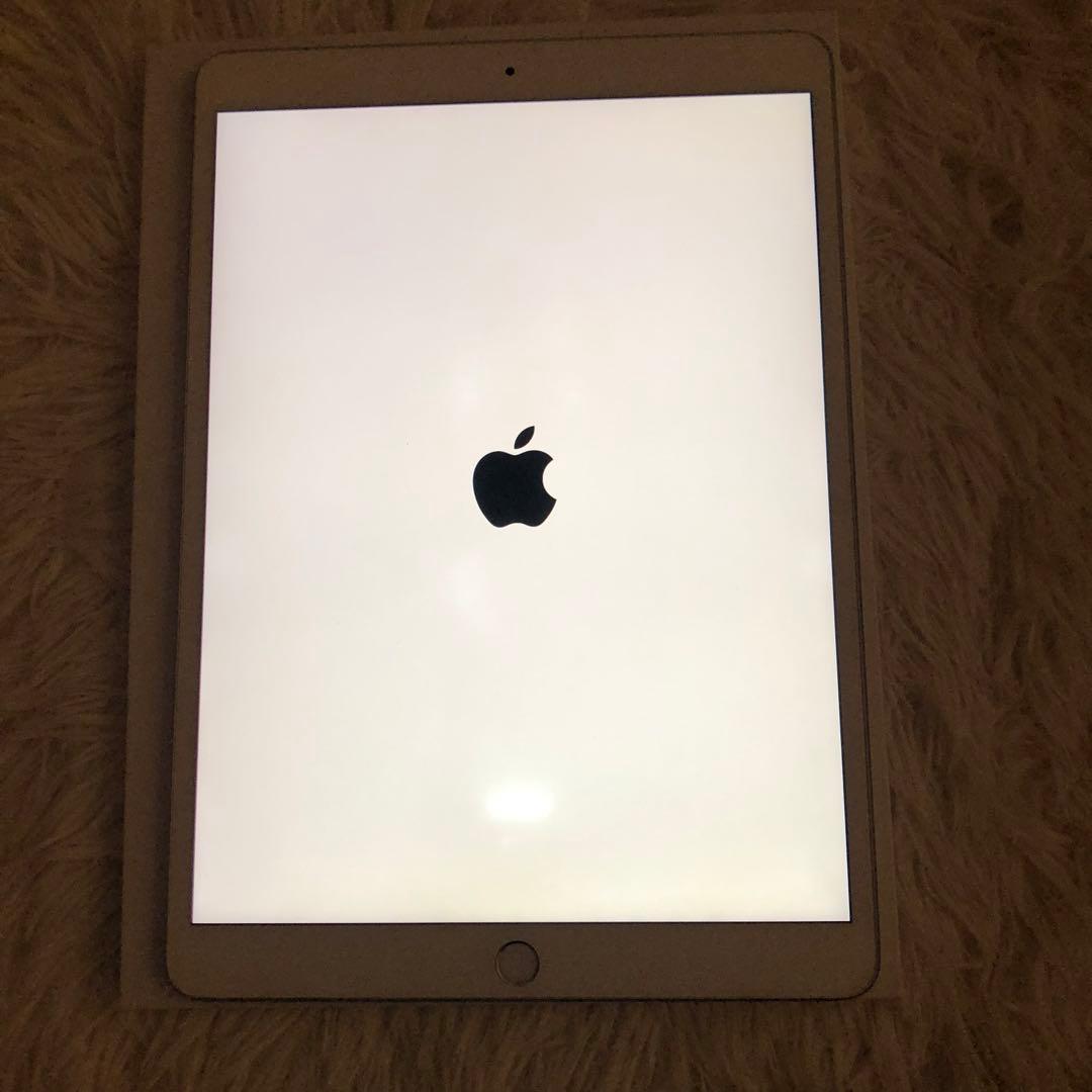 【完動品】iPad Air3 64GB Wi-Fi 【すぐ発送】