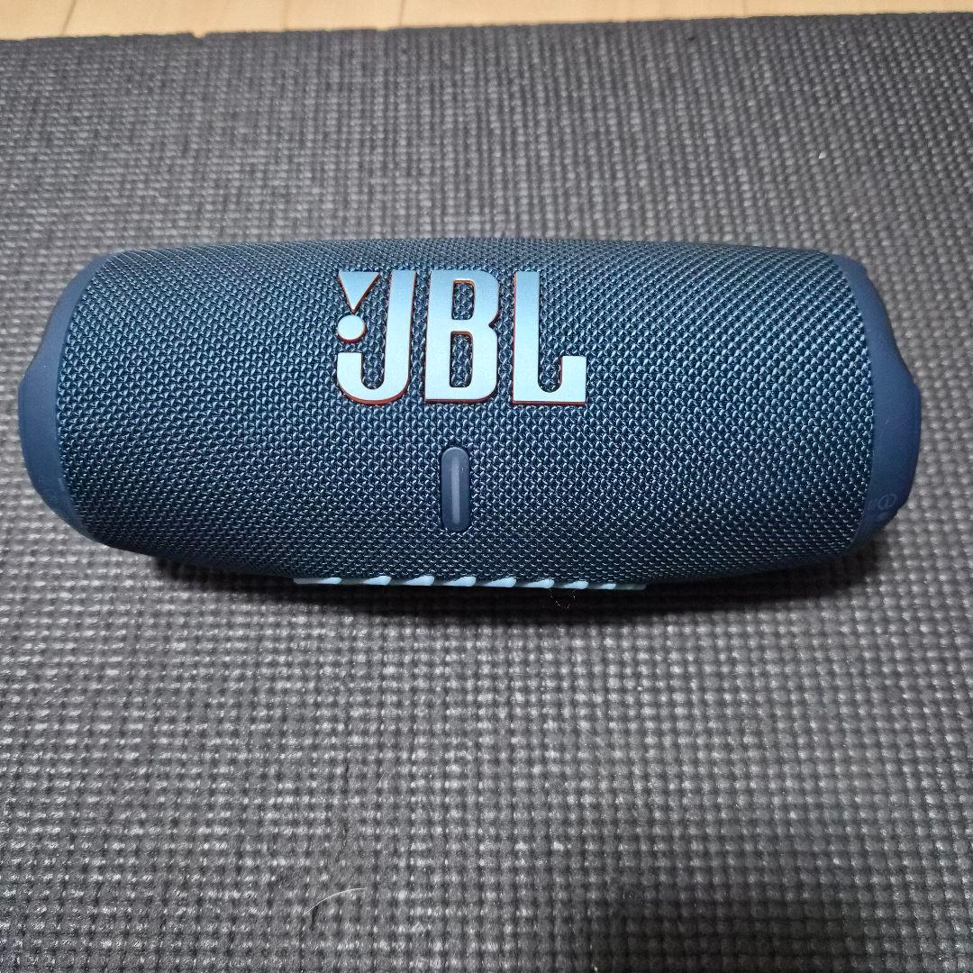 JBL Charge 5 Bluetoothスピーカー