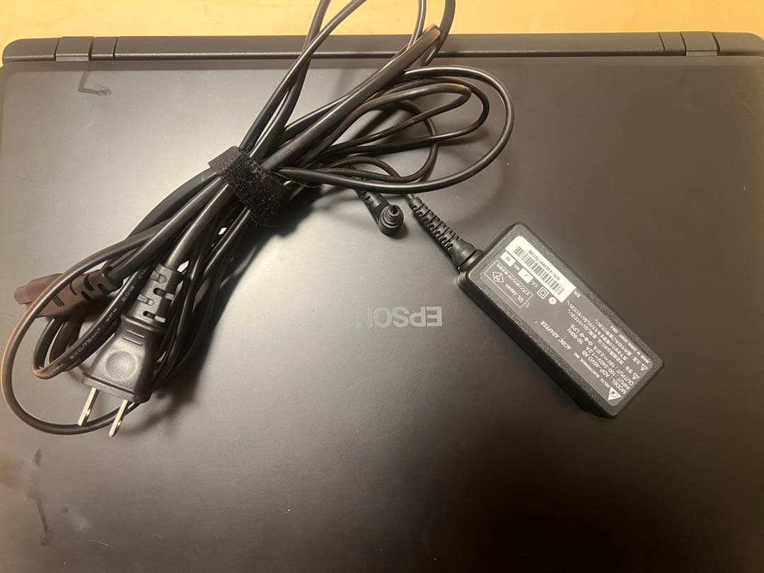 Endeavor NJ4100E 本体