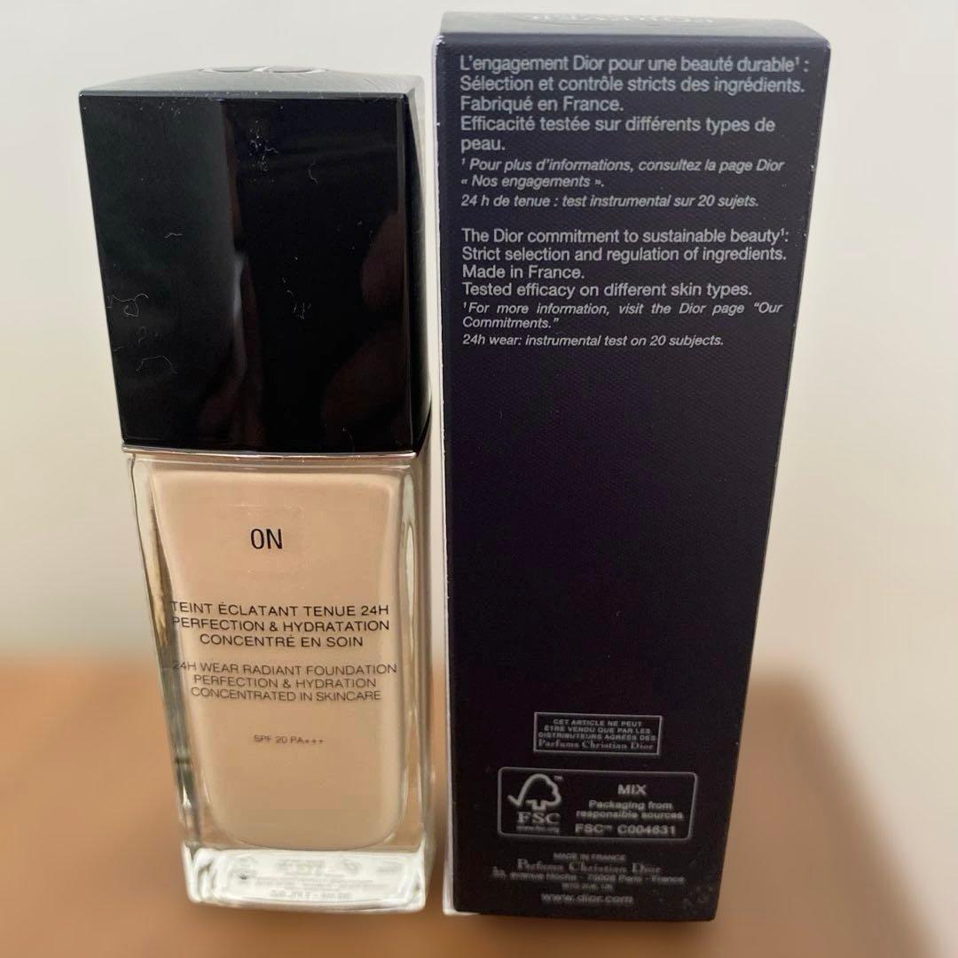 ファンデーション Dior FOREVER SKIN GLOW ON 30ml