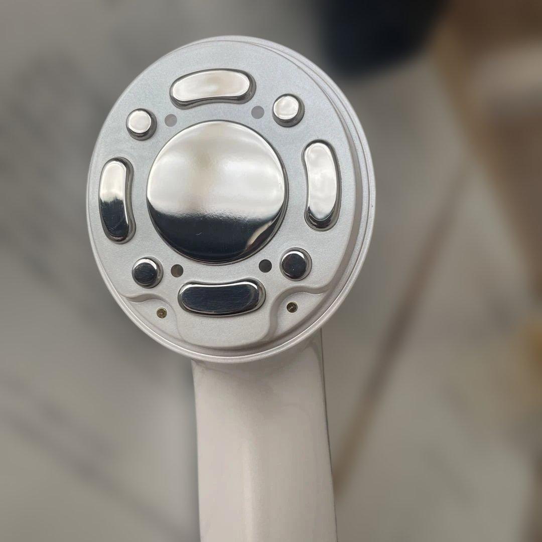 【最終価格】TBCヒートキャビシェイププロ家庭用美顔器 充電スタンド付き
