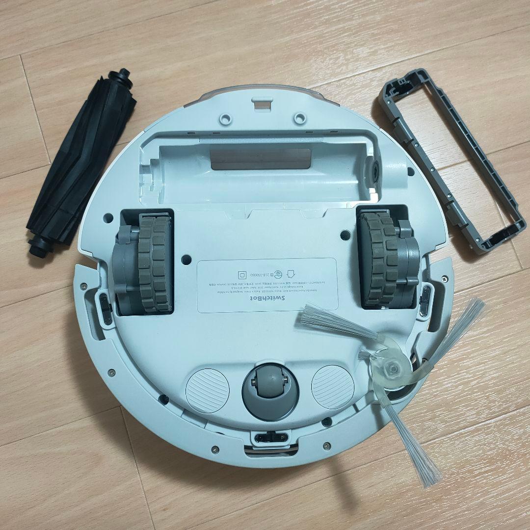 Switchbot ロボット掃除機K10+　1年分アクセサリー付き