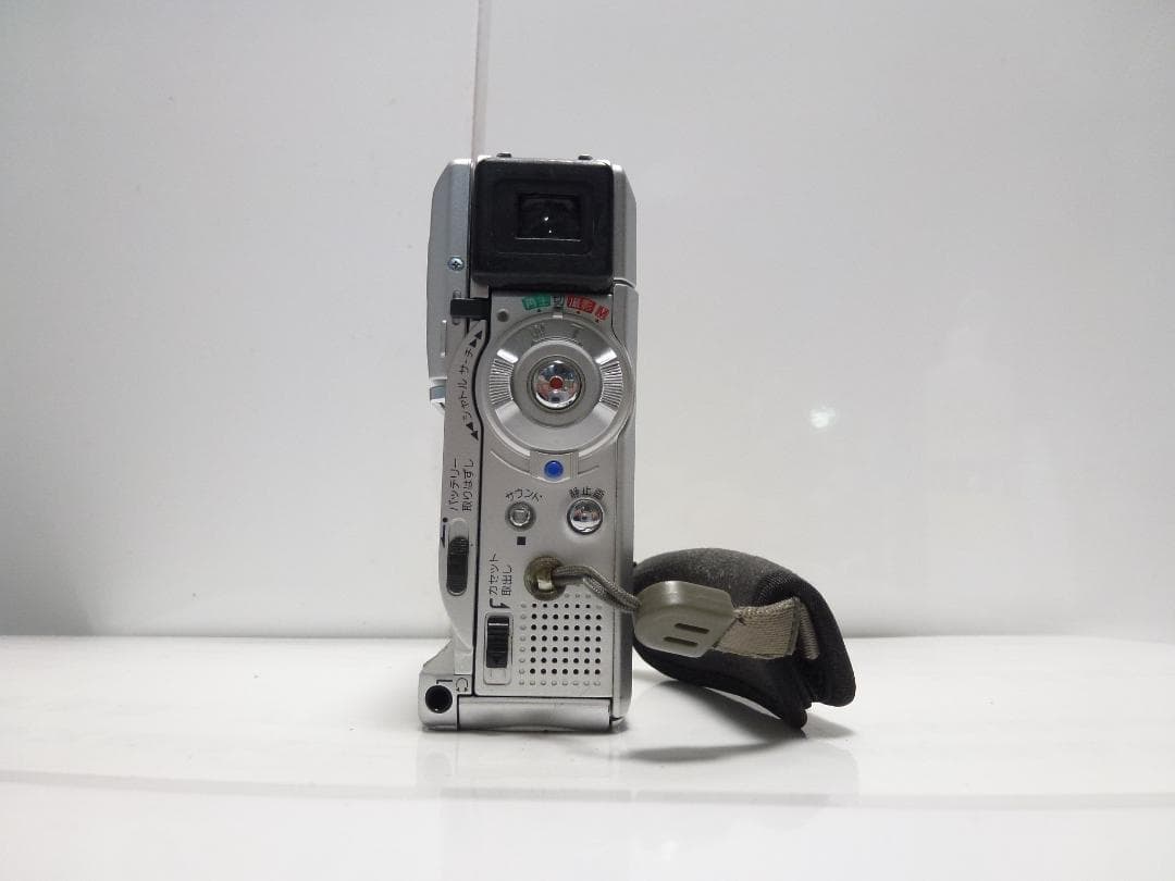 希少　Mini DV 　ビクターGR-DVP7　ビデオカメラ　訳有り動作品
