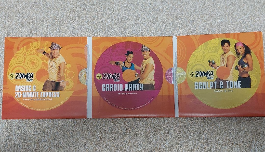 Zumba フィットネス ダンベル （マラカス）CD 、DVDセット
