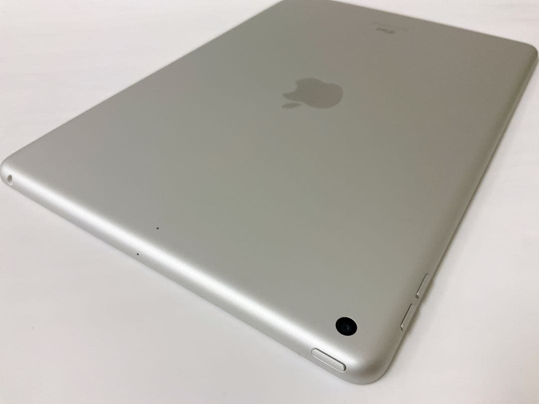 【美品・BT100％】iPad 第9世代 64GB Wifiモデル シルバー