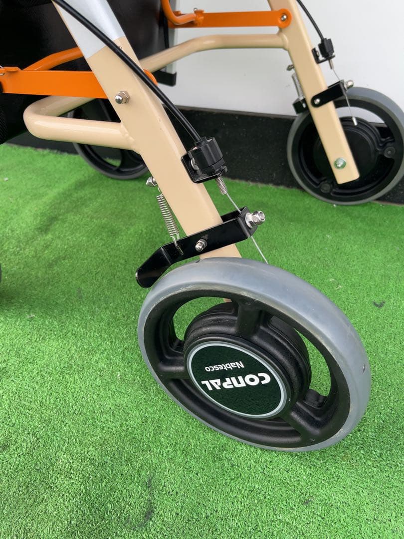 ナブテスコ 抑速ブレーキ付前腕支持型 歩行車 リハモコンパル