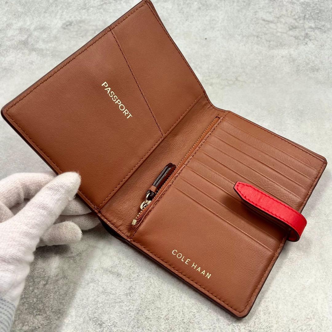 COLE HAAN レッド レザー パスポートウォレット 折り財布 8428.