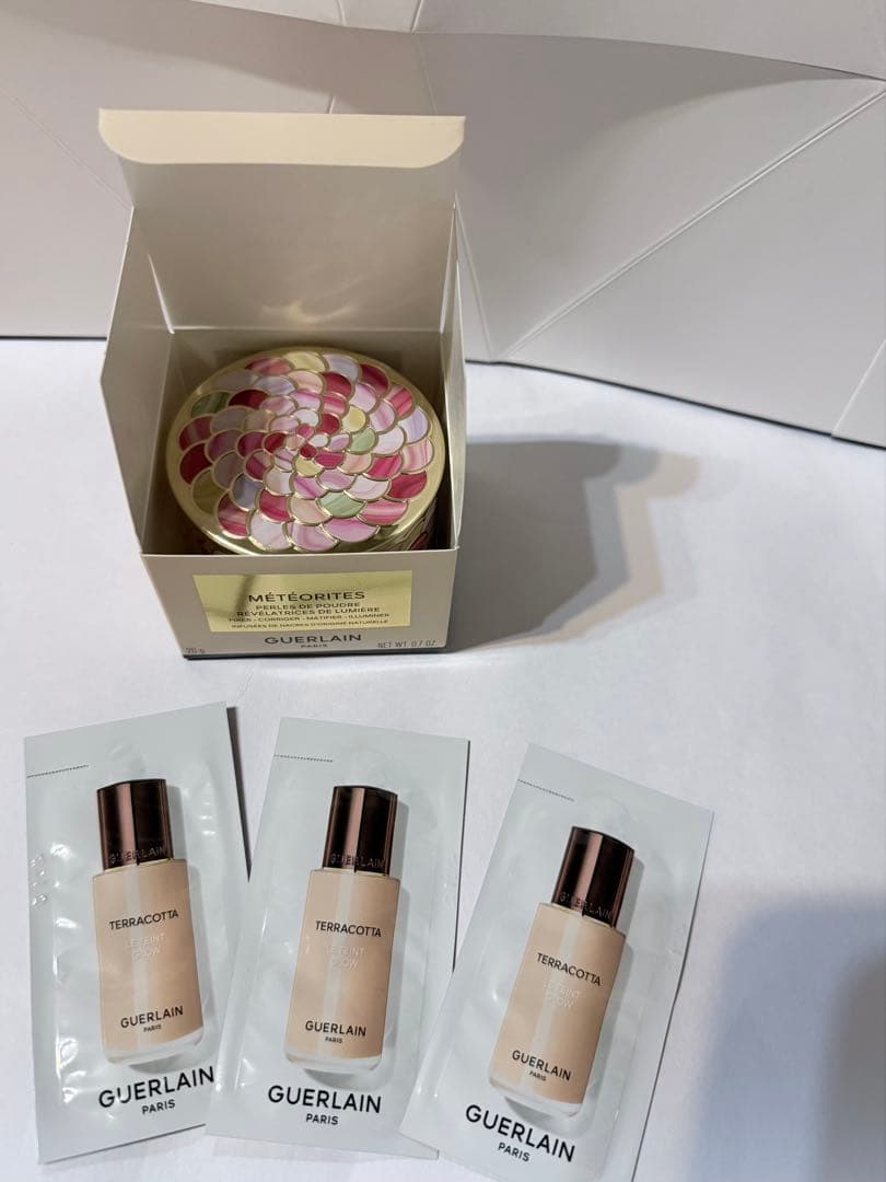 Guerlain メテオリット #02 ローズ 20g