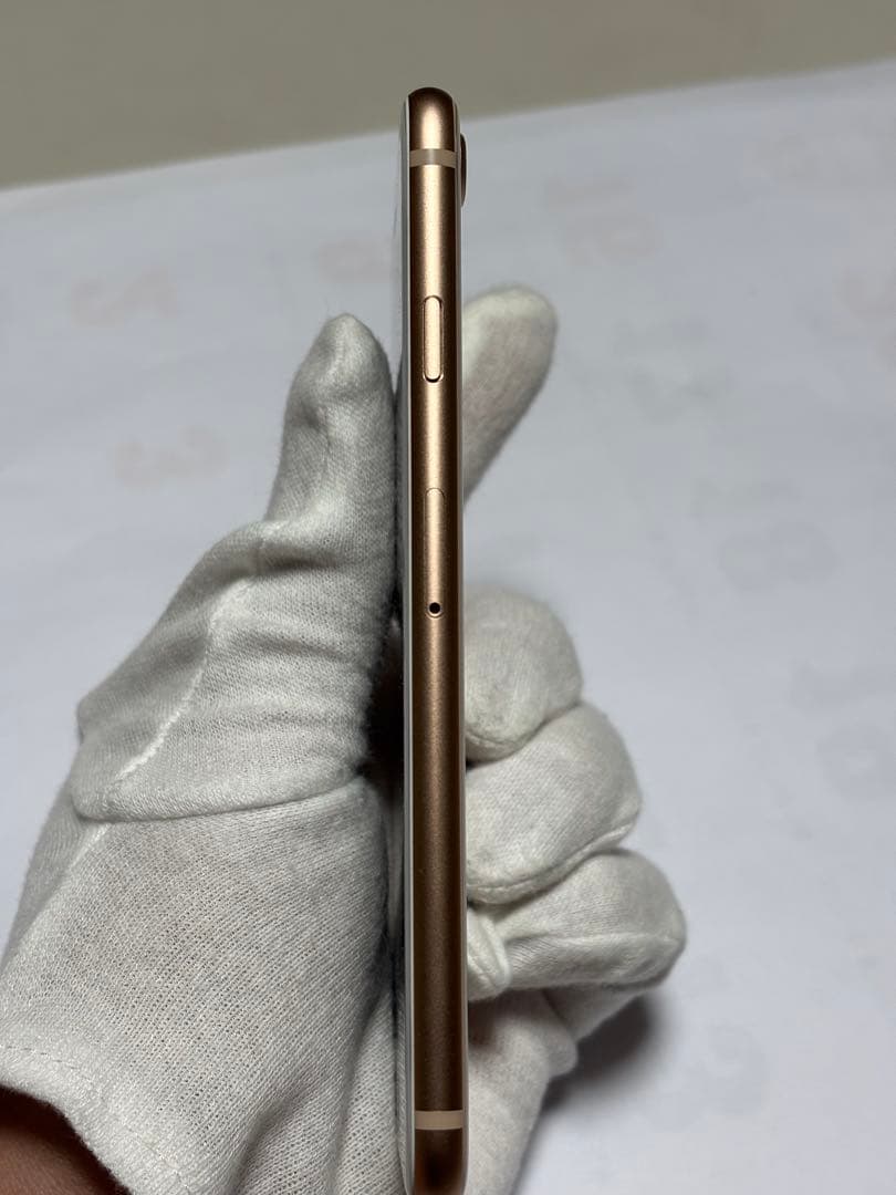 Apple iPhone 8 64GB ゴールドバッテリー83%