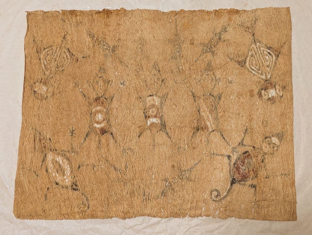 インドネシア パプア　樹皮絵画　森の精霊たち