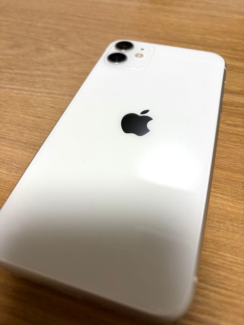 iPhone 11 ホワイト 本体 128GB SIMフリー