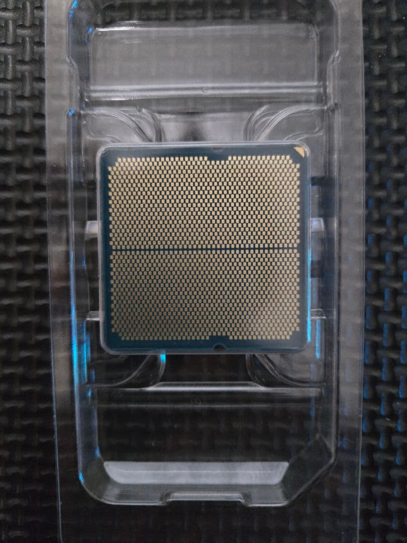 AMD Ryzen 7 9700X CPU ジャンク