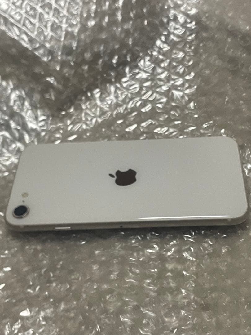 サ*ム様 iPhone SE3 64GB SIMフリーバッテリー残量100%