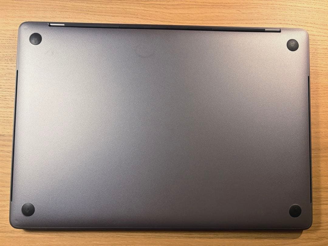 MacBook Pro 2018 15インチ i7 18GB/512GB