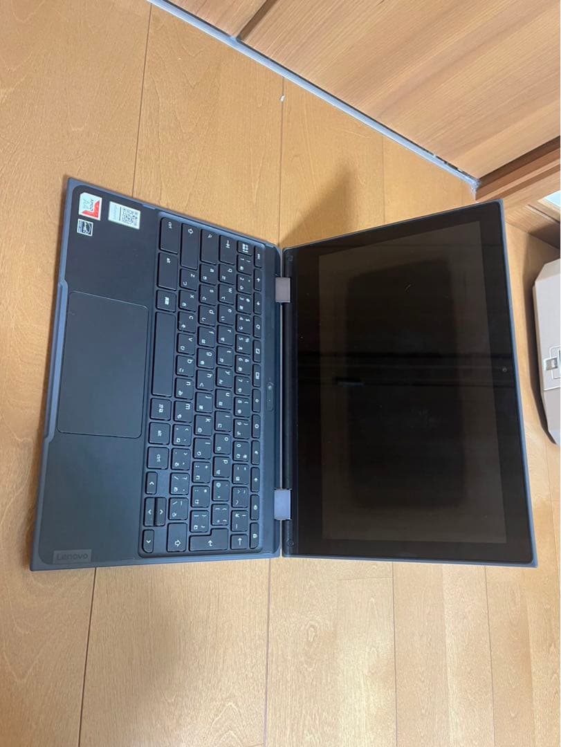 Lenovo 300e Chromebook 2nd gen クロームブック