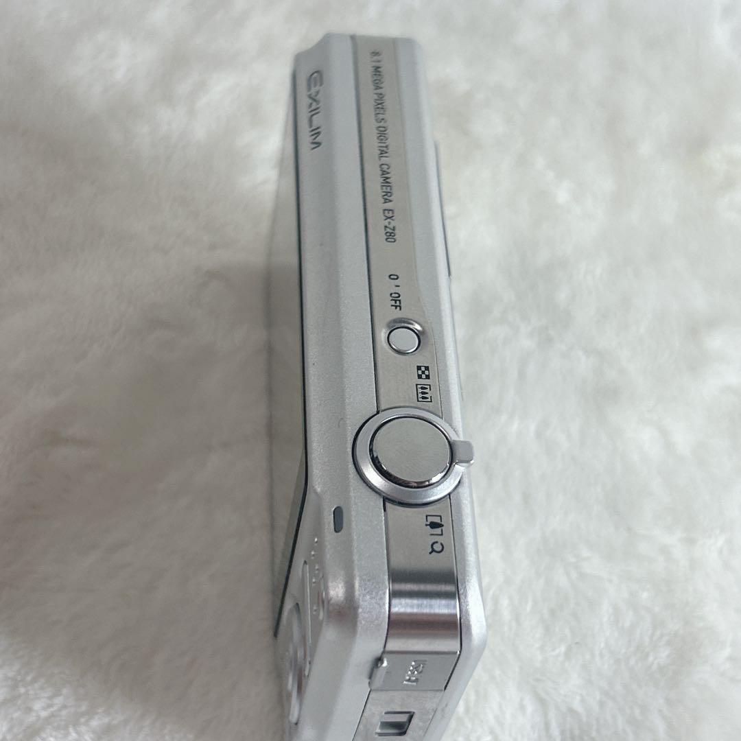✨美品✨ CASIO EXILIM EX-Z80 シルバー コンデジ　カメラ