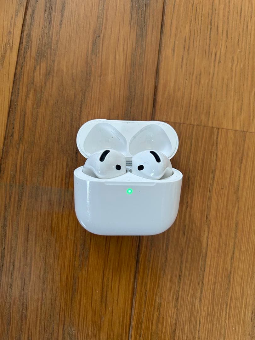 AirPods 4（アクティブノイズキャンセリング搭載）