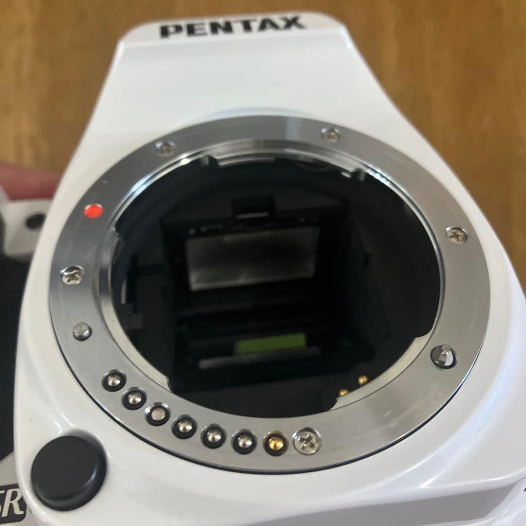 PENTAX KF ボディ クリスタルホワイト ＆ レンズとバッテリー