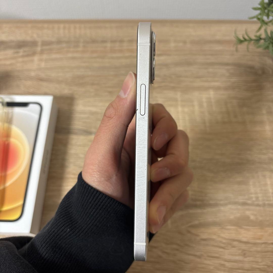 iPhone 12 64GB simフリー　バッテリー86%