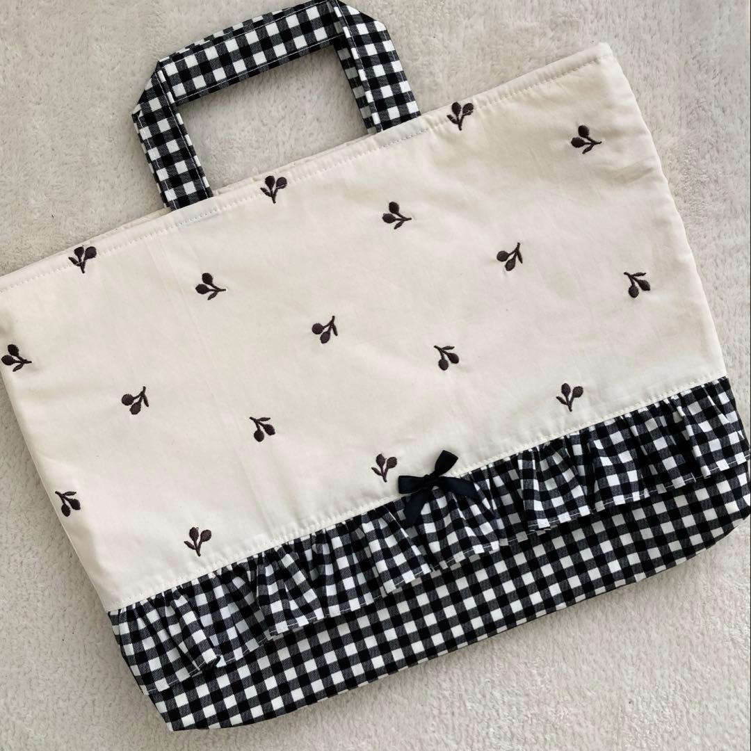 【ハンドメイド】入園入学グッズ(さくらんぼ刺繍×フリル×ギンガムチェック)