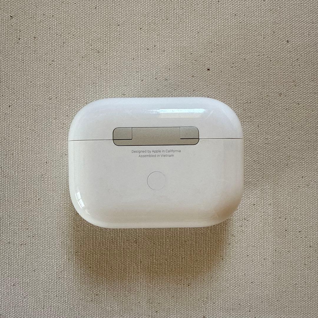 【AirPods pro】　第一世代　本体(箱あり)