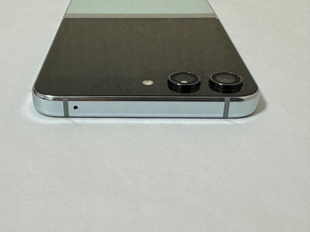 galaxy z flip 5 SIMフリー ミント SCG23 au