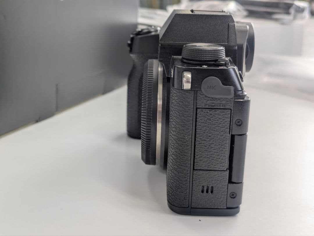 Fujifilm X-S10ボディ