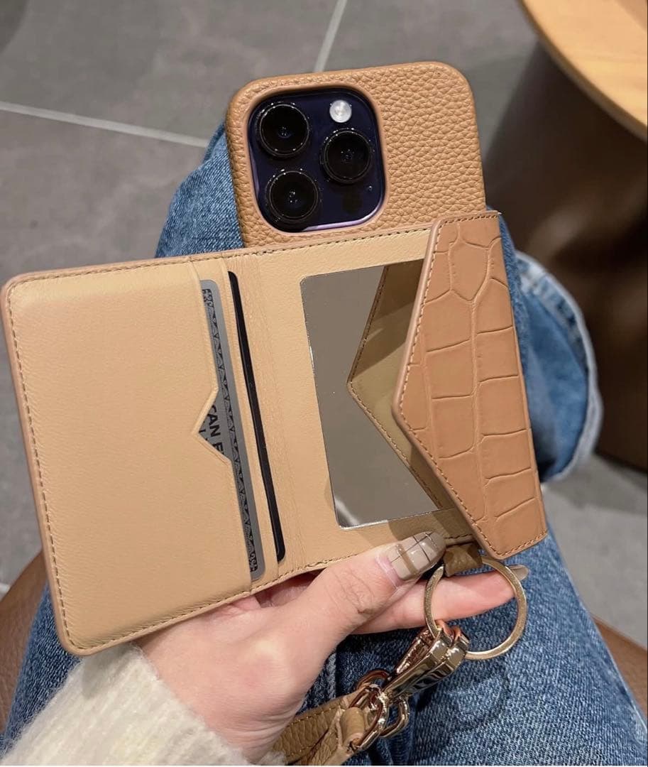 【新品値下げ】　iPhone16proケース3点セット　しいちゃん　鈴木亜美さん