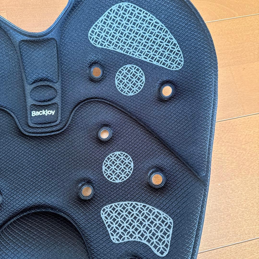 BackJoy メディコアリリーフPro＋ レギュラーサイズ ブラック