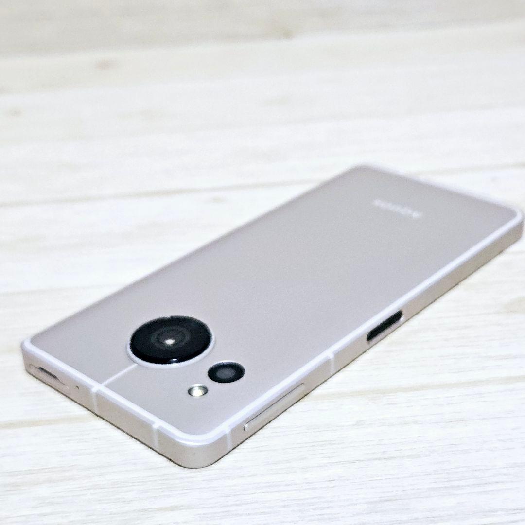 【極美品】動作品 AQUOS sense8 SH-M26 ライトカッパー 本体