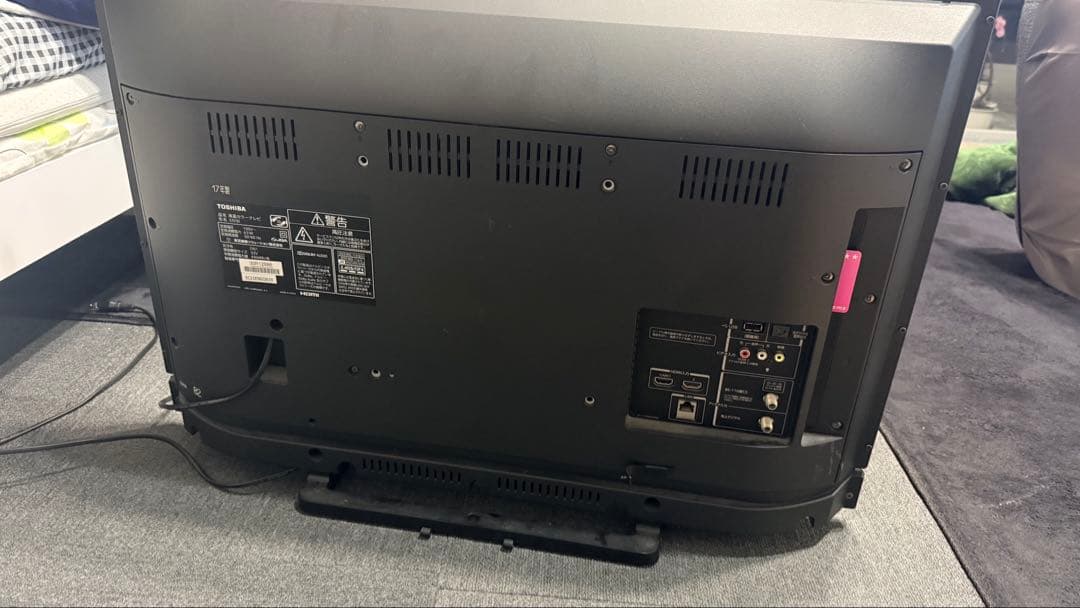 REGZA 32型　テレビ