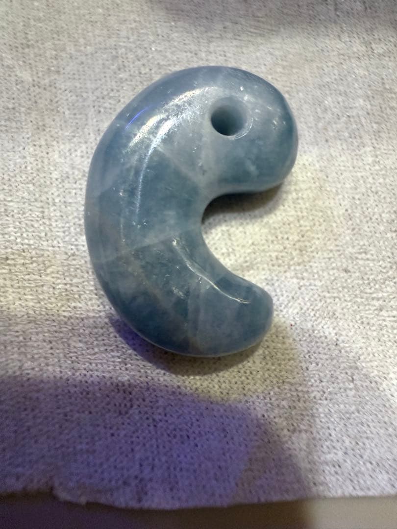 コン沢産‼️ 一生物の勾玉‼️宝石‼️説明不要の最高峰‼️唯一無二‼️送料無料‼️