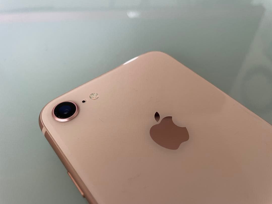 ⭐新品バッテリー付き！「iPhone 8」 64G本体 SIMフリー